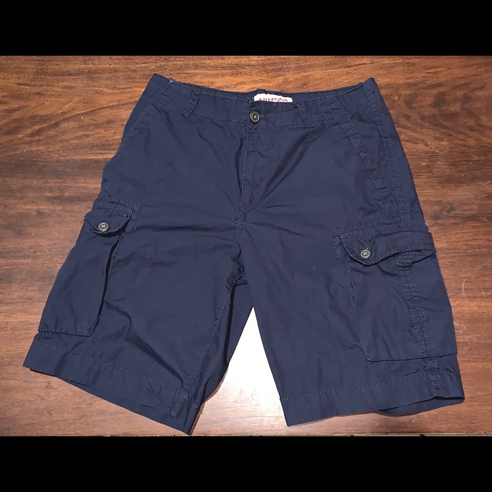 Thin cargo shorts
